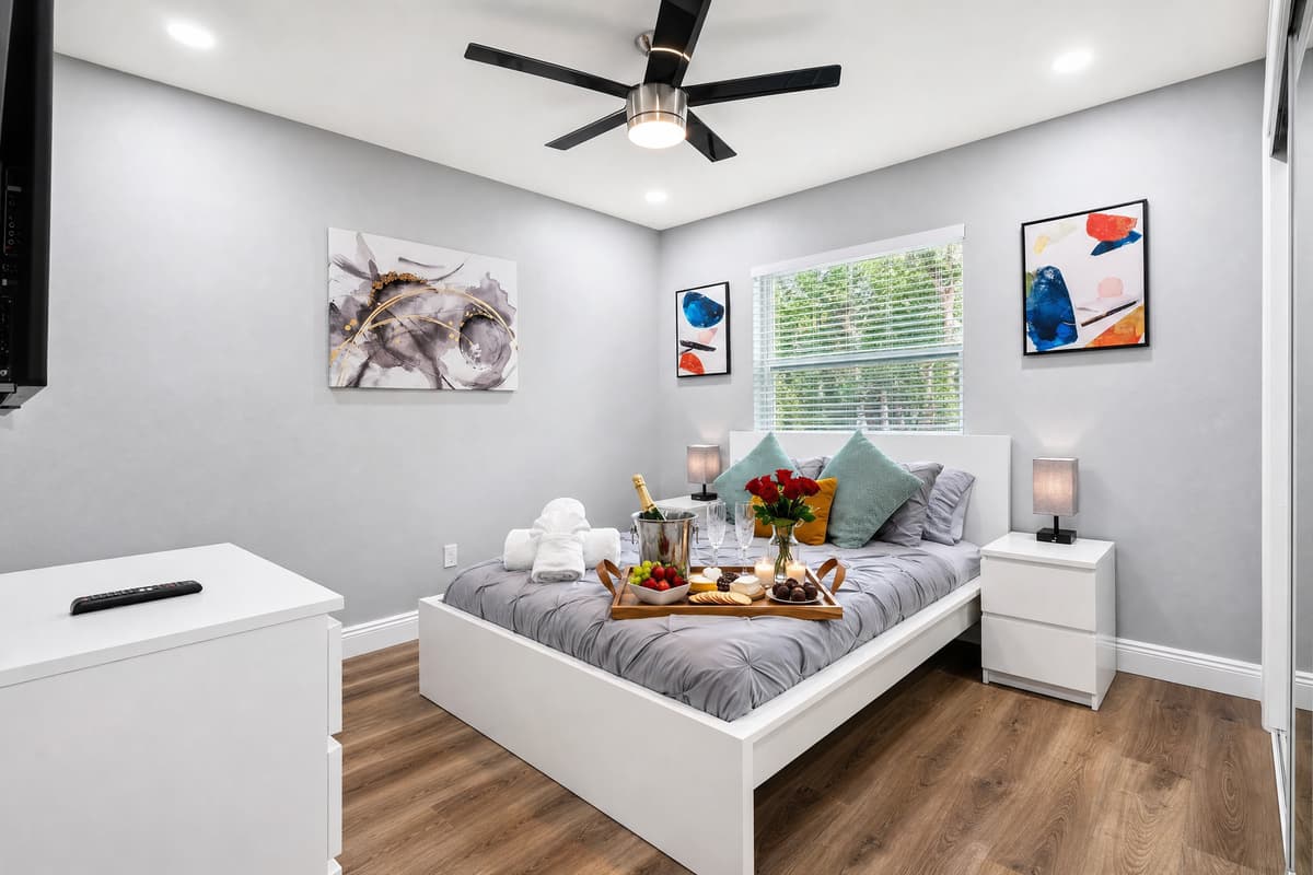 Have your own space during this beautiful! This room has a queen-size bed, full sized mirror closet, drawers, and its own TV. Send us a message now!