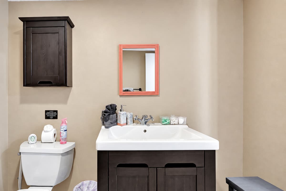Indulge in luxury and unwind in our stylish full bathroom oasis!