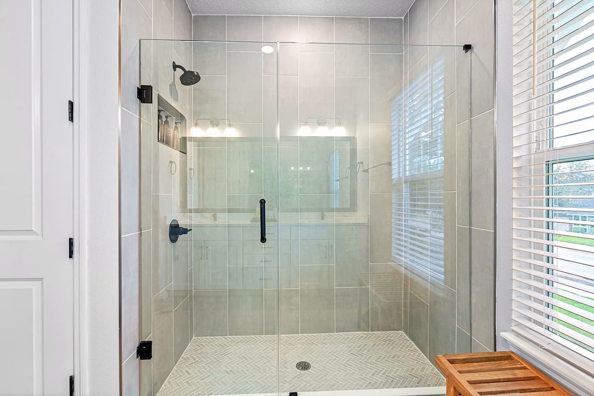 Luxurious amenities and designer touches that add a touch of indulgence to your daily routine.