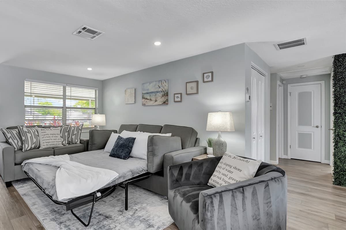 Our comfortable couch doubles as a sleeping solution, easily transforming into a comfortable sofa bed.