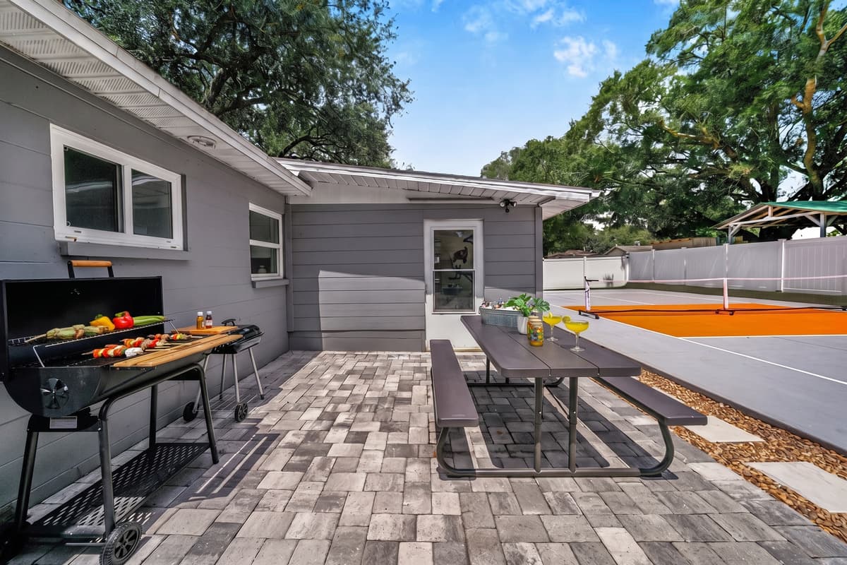 Host your own little gathering—this outdoor space is built for connection.