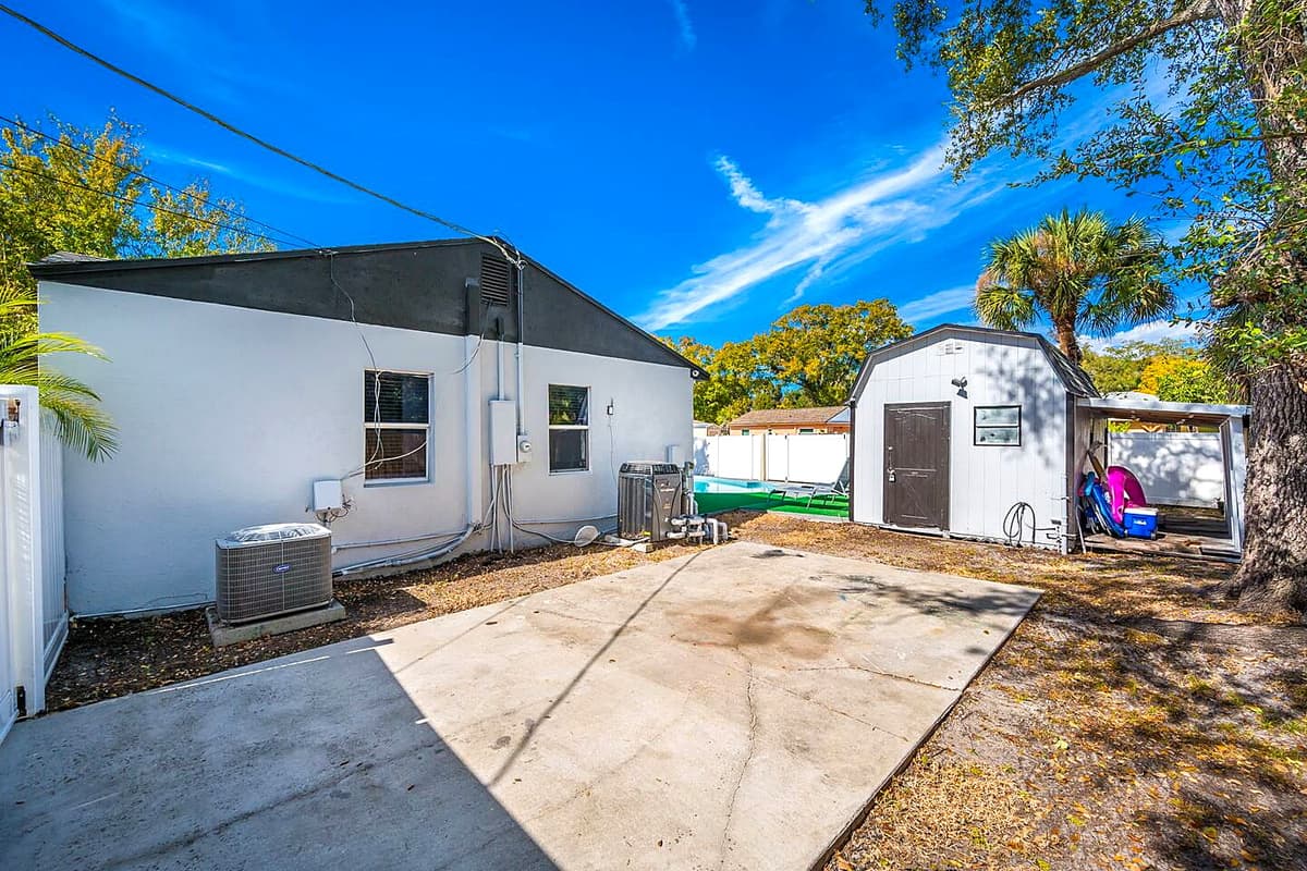 This property has great space aside from the backyard where kids can safely play because it is fully fenced! Don't you love it when kids can freely run around? Send us an inquiry now!