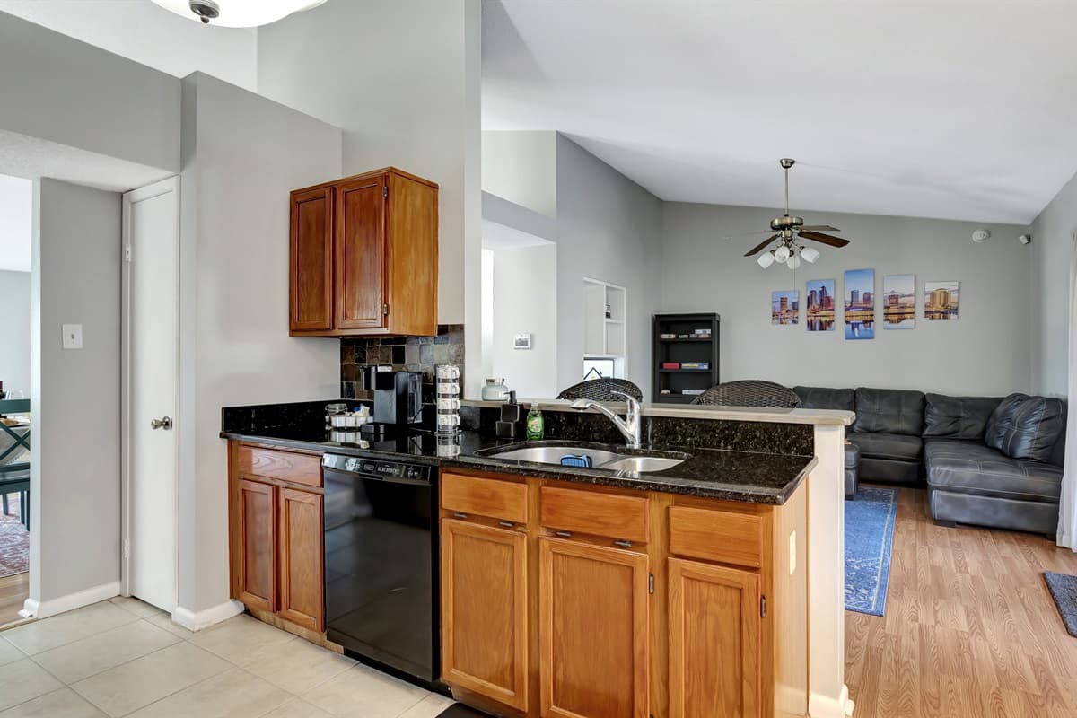 Fully equipped with all the essential kitchen amenities, this space is a haven for aspiring chefs and seasoned cooks alike.