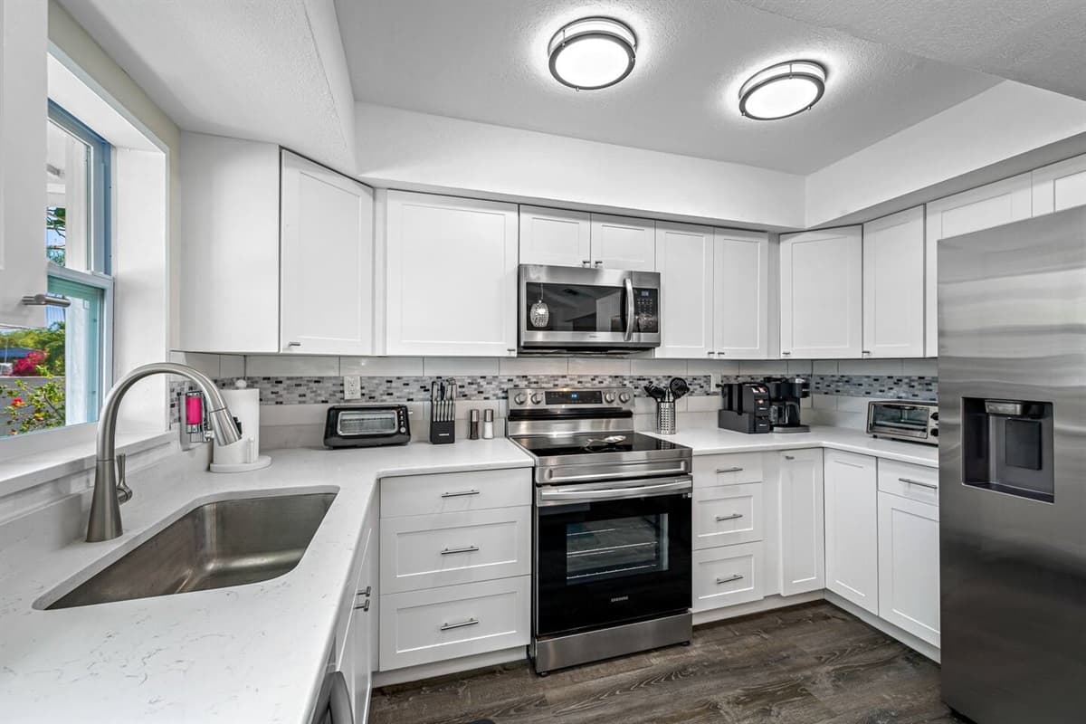 Coffee lover? Do you love to bake? Or just a foodie in general? You would love this kitchen because it has everything you would need to make good food and of course, coffee! To all the coffee lovers out there, send us a message!