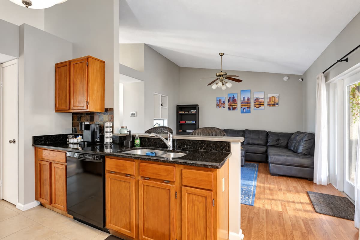 Fully equipped with all the essential kitchen amenities, this space is a haven for aspiring chefs and seasoned cooks alike.