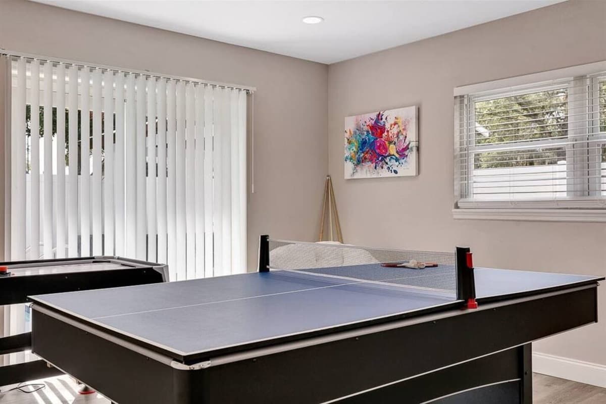 Feeling bored during long stays? This amazing property has competitive games in store for you! Bond playing ping-pong after swimming. You like what you see? Book with us now!