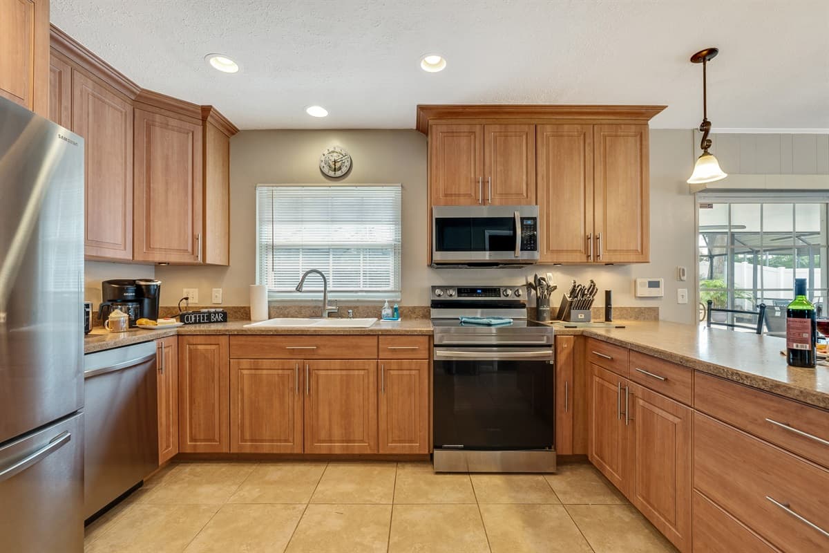 From sleek, state-of-the-art ovens to precision-engineered stovetops and intuitive refrigeration systems, every element has been carefully selected to marry form with function.