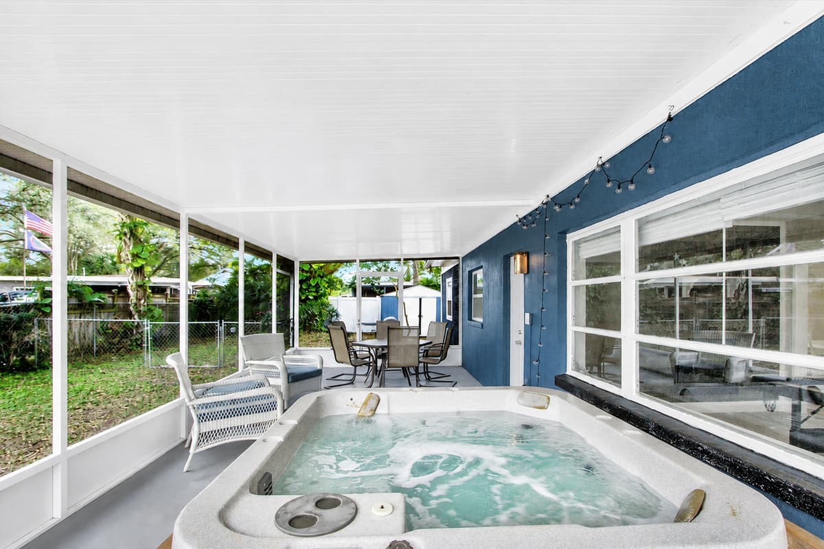This isn't just a common space; it's an invitation to unwind, a symphony of style and comfort harmonizing in the great outdoors.