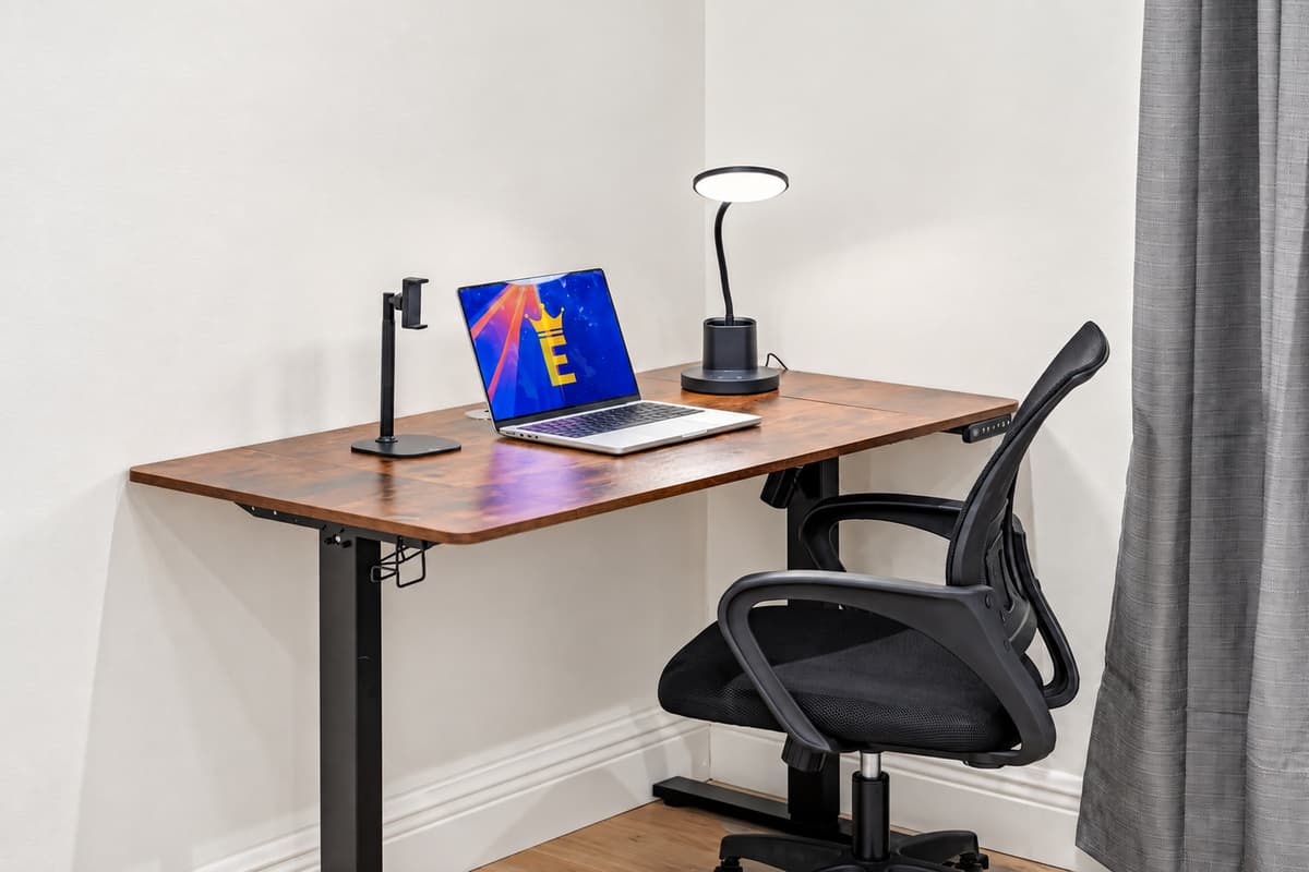 Remote work never looked so good—clock in at the desk, then kick back on the king bed when the day’s done.