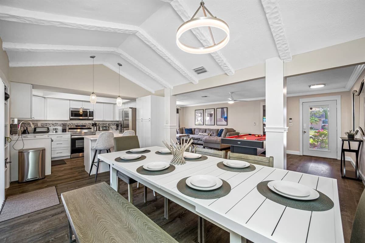 Nothing beats homecooked meals shared together! Enjoy meals with family in this elegant dining table that seats 8 people. Book your stay now!