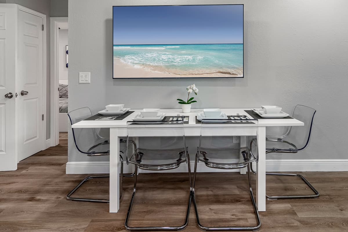 This beautiful dinning table seats 4 people. Enjoy  home cooked food straight from the stove or oven while reminiscing happy memories with family and friends.