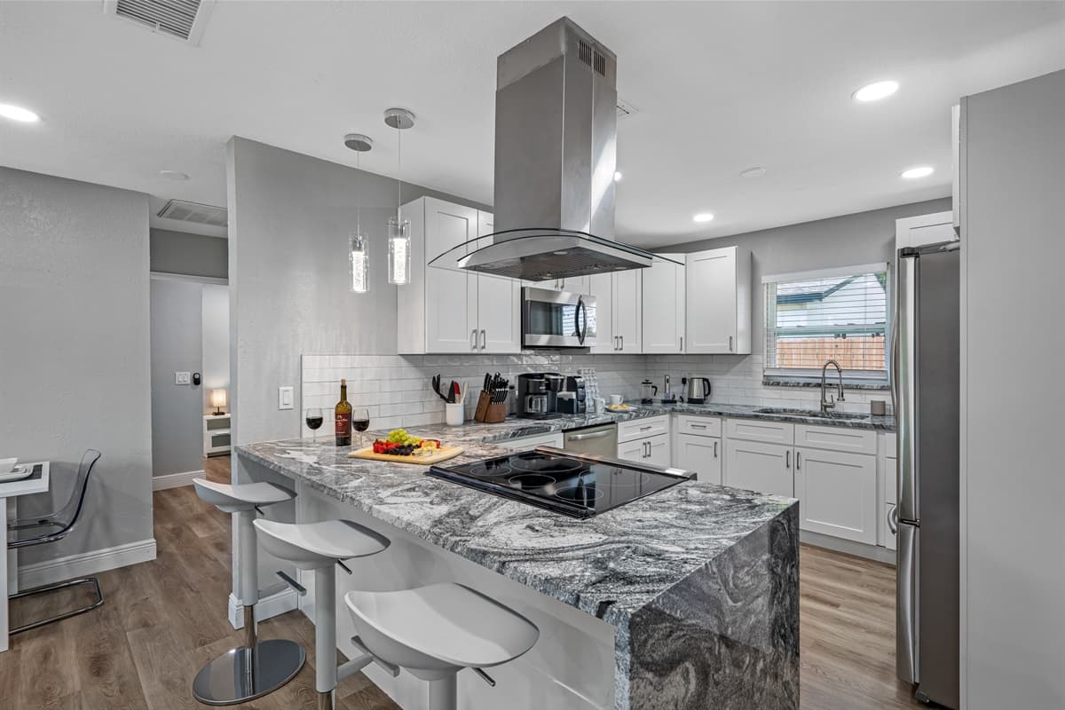 Share stories while getting the food ready! With our open space concept, you could bond with family and friends while making sure everyone would love the food they would eat! If you like this concept, send us a message now!