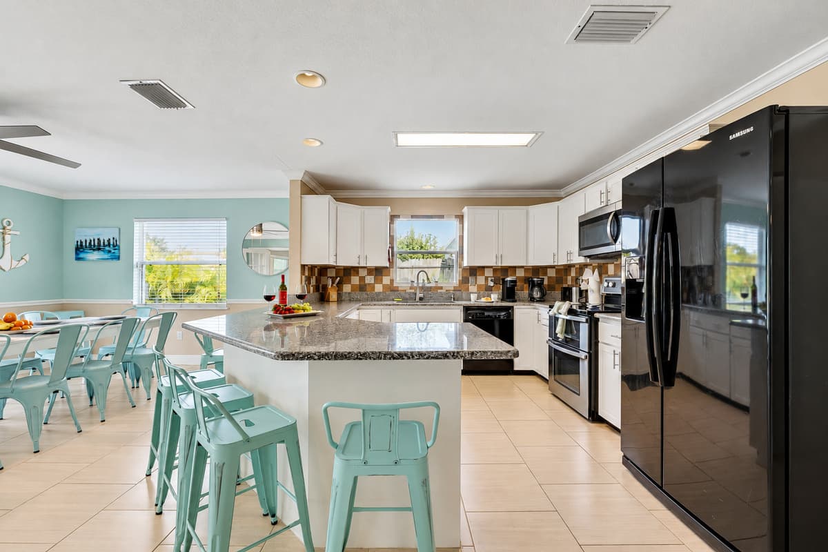 From high-quality cookware to a myriad of utensils, our kitchen is equipped to satisfy the needs of both seasoned chefs and casual home cooks.