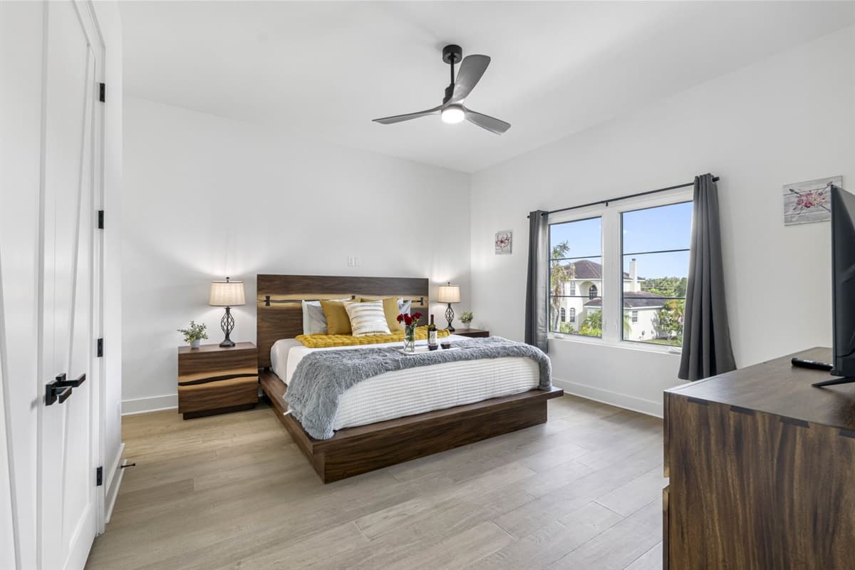 The room’s tasteful decor and serene atmosphere create the ideal setting for rest and relaxation.