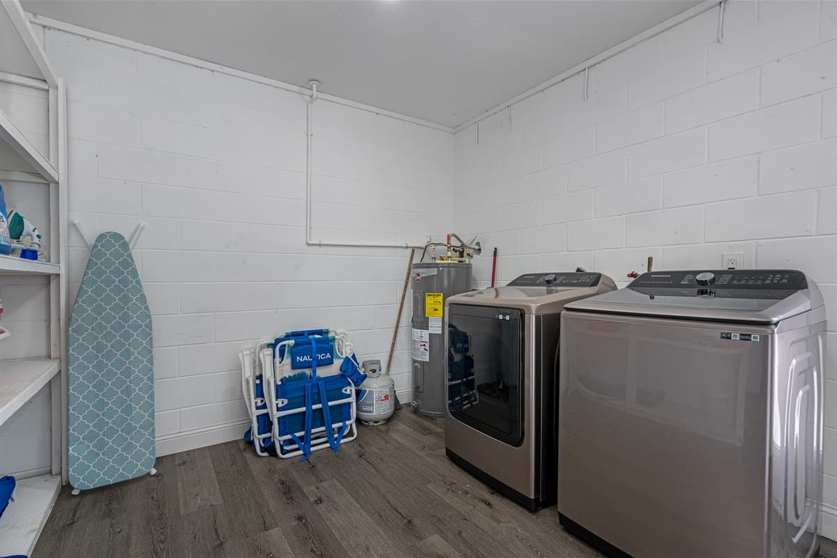Never worry about bringing home used and soiled clothes. We wanted to make sure your stay would be as comfortable as possible so we provided a full-sized washer and dryer. Send us an inquiry as soon as possible!