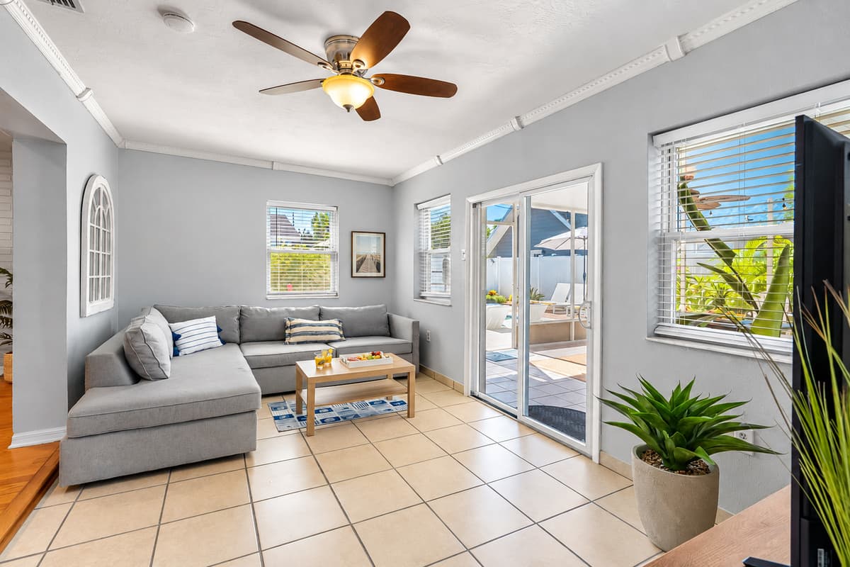 From the neutral palette to the decorative accents, this living area offers a calming environment you’ll love spending time in.