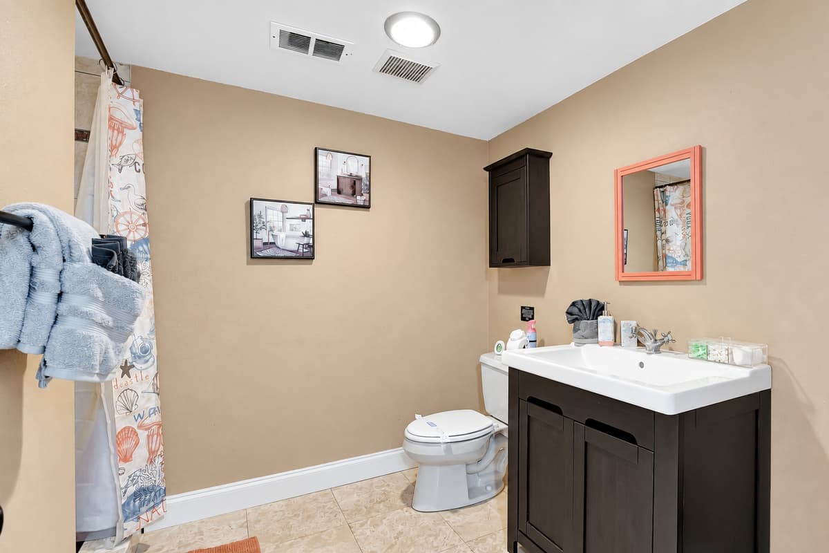 Experience the epitome of bathroom indulgence in our beautiful and rejuvenating retreat.