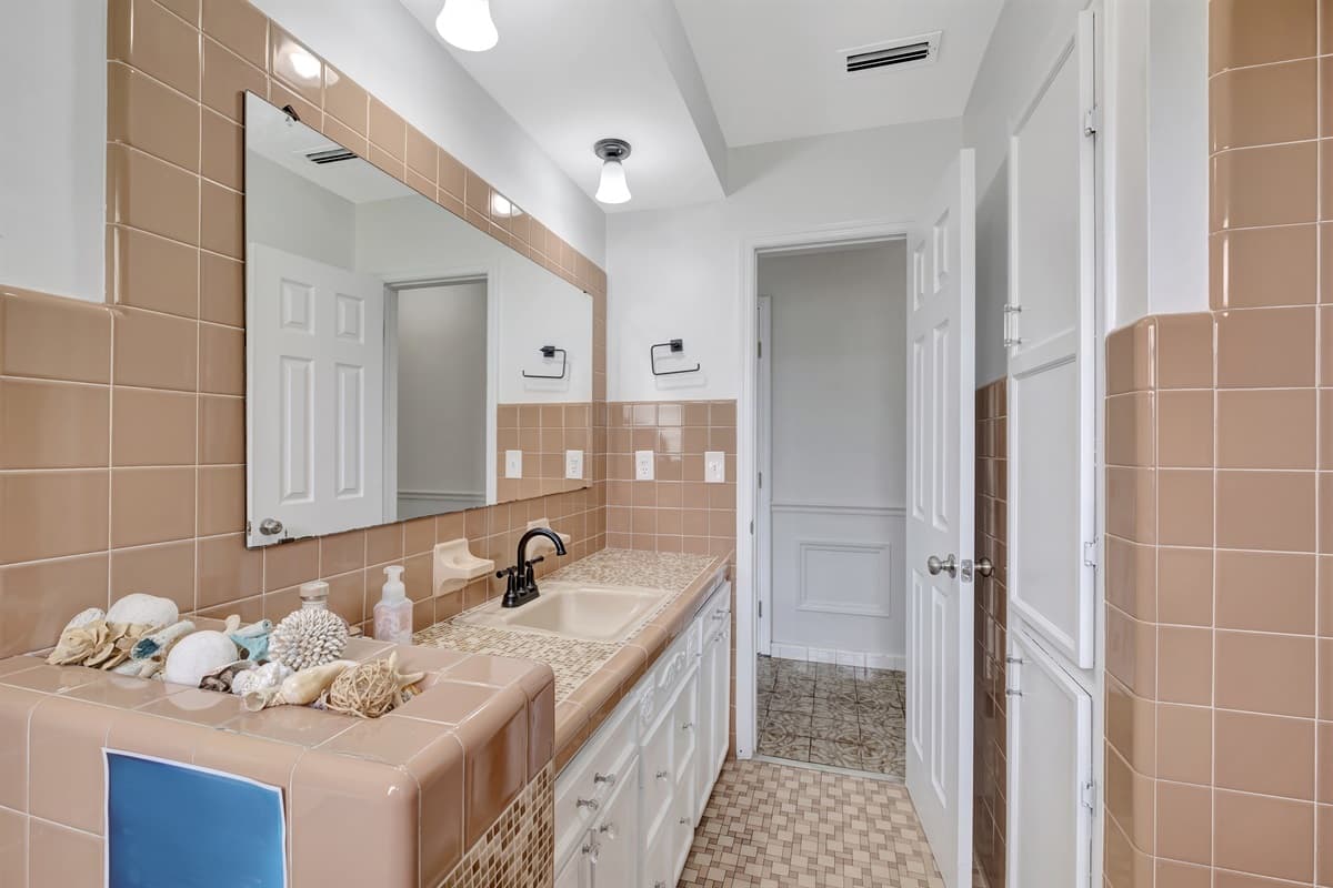 From the gleaming tiles to the contemporary design, it's a place where you can wash away the day's cares and emerge refreshed and rejuvenated.