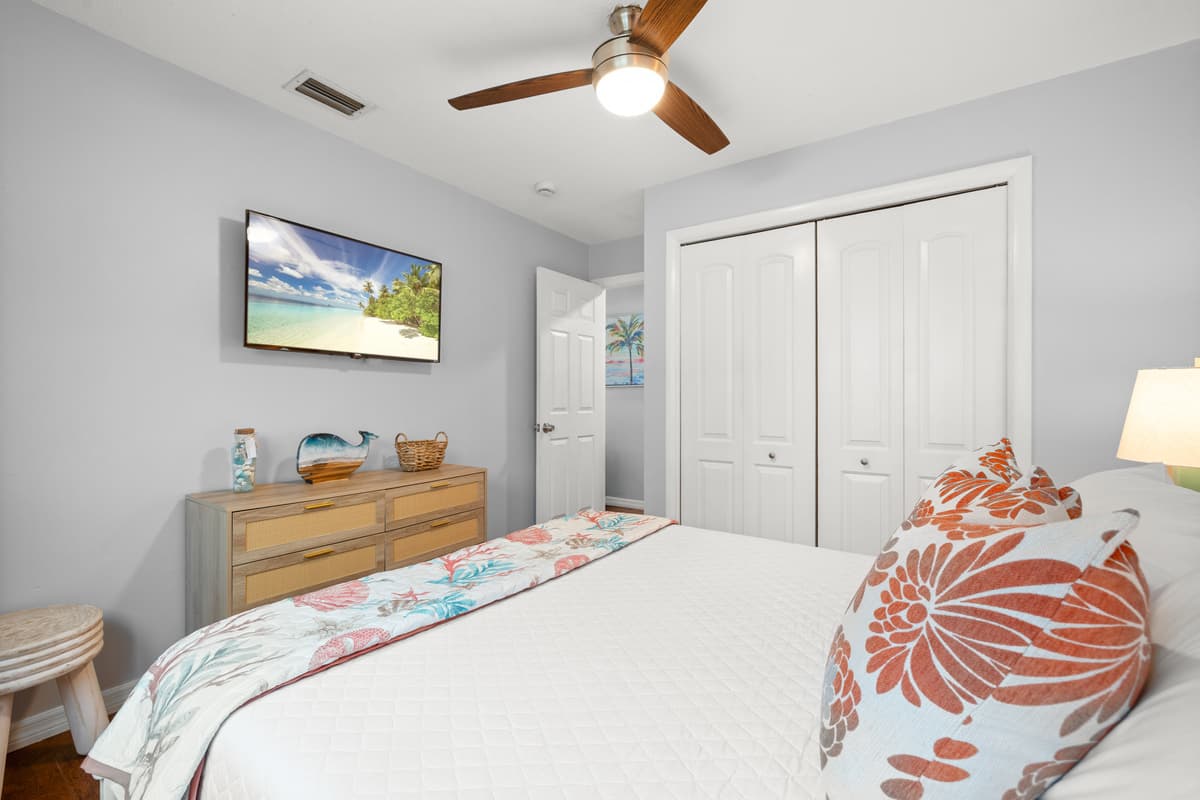 Bedroom details at Flamingo Palms.