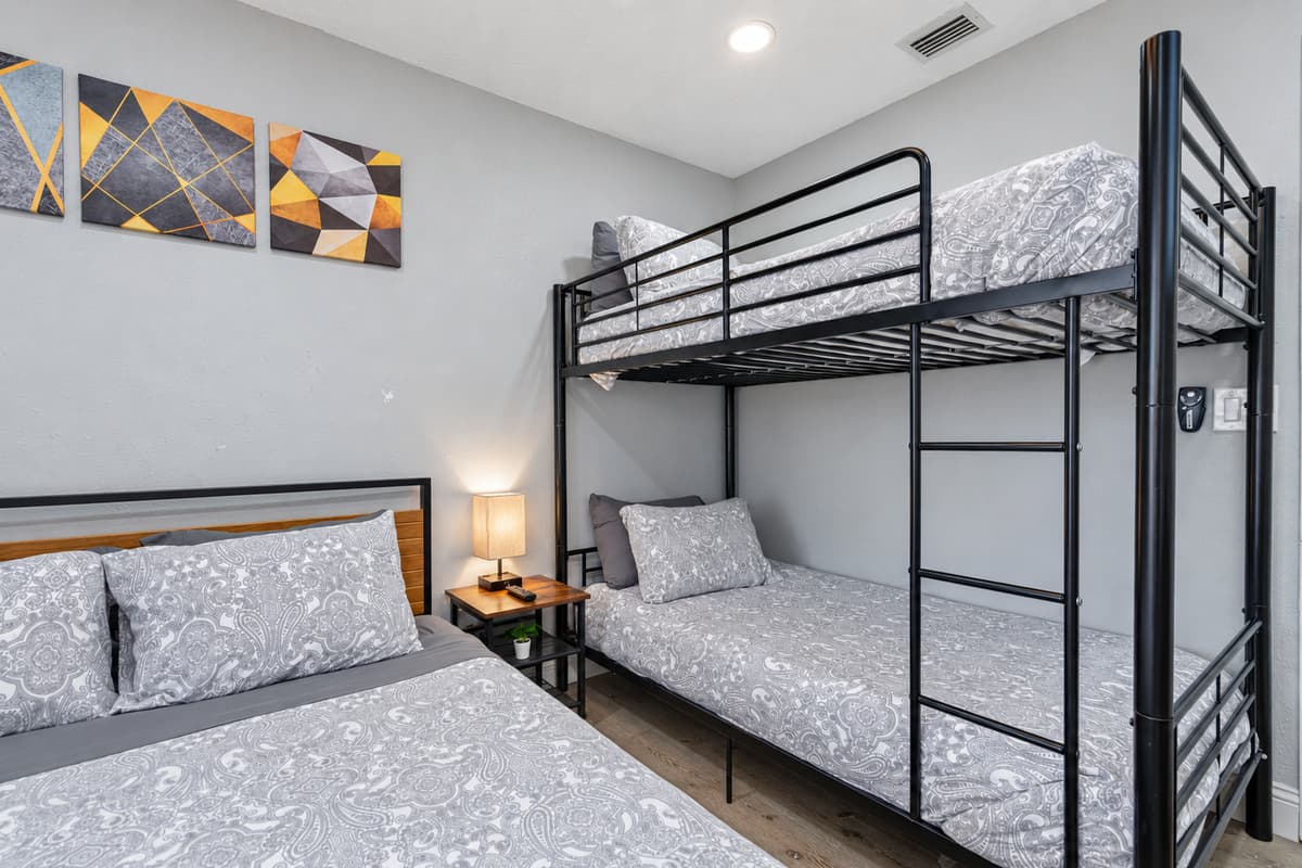 Lovely bedroom with a comfortable huge bed and a single bunkbed. This room also has its own TV. Feel at home in your home away from home. If you think you'd enjoy your trip to this property, send us a message now!