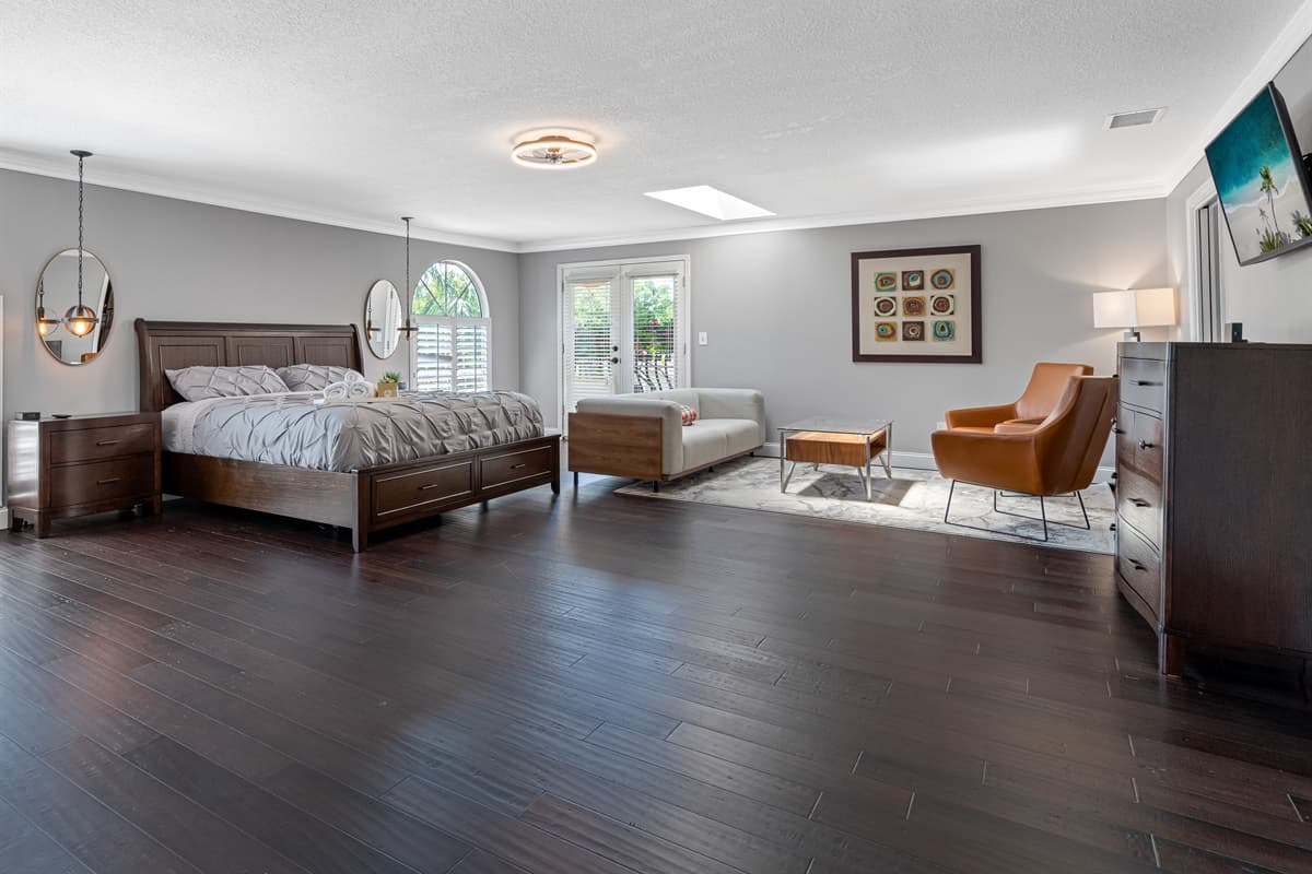From sumptuous bedding to mood-enhancing lighting, every detail has been carefully chosen to create a restful retreat.