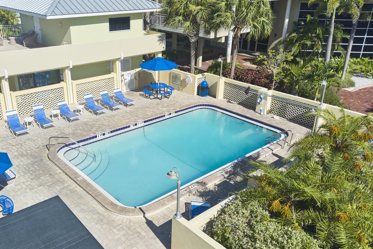 Communal Pool Area to enjoy!