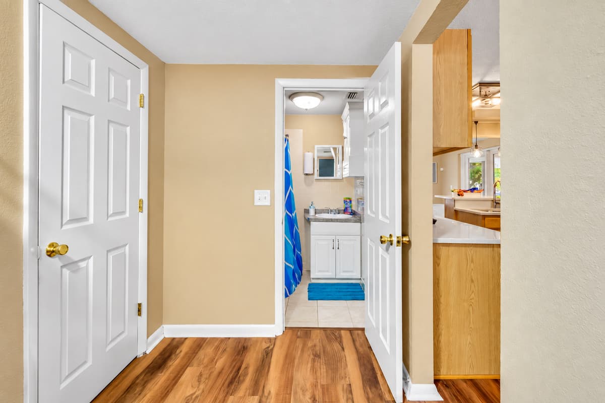 Beautiful bathroom equipped with bathtub, sink, toilet and shower. Enjoy a relaxing bath after a long day of travel from your home to your home away from home. If you think this property if for you, send us an inquiry right away!