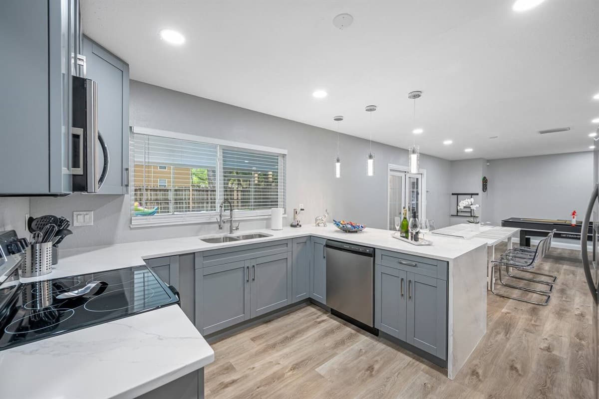 Our wonderful kitchen and dining area is very spacious and pleasant. Let the inner chef in you enjoy our beautiful and fully equipped kitchen. Send us a message!