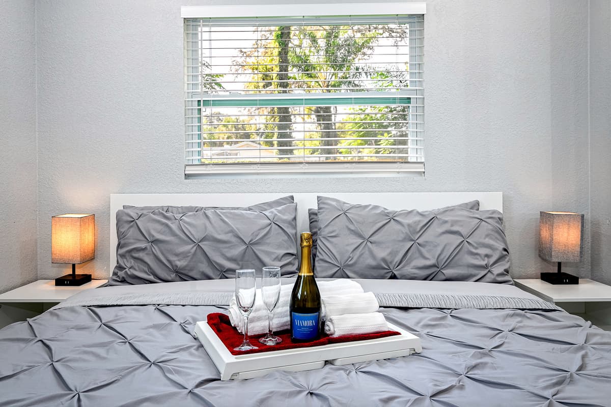 Relax while creating wonderful memorires with family and friends! This amazing room has a king-size bed, full length mirror closet, and its own TV. Book this property now!