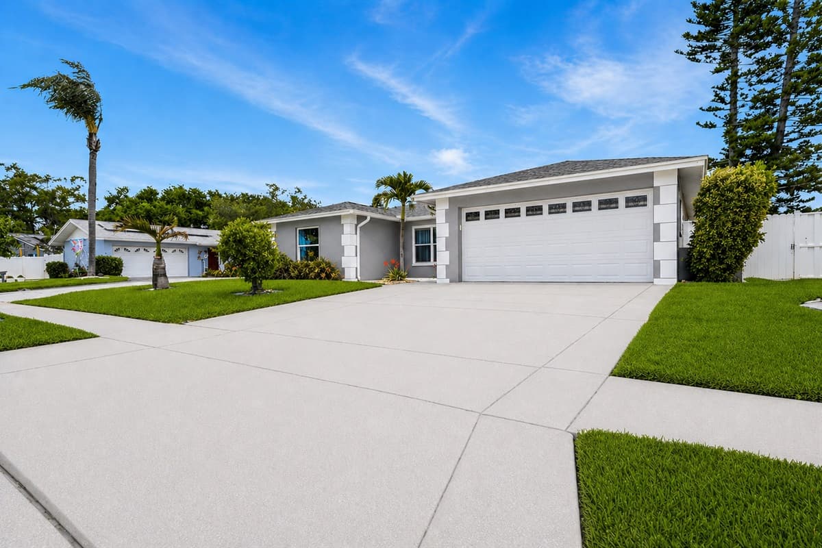 Spacious driveway with ample parking and easy access to the home.