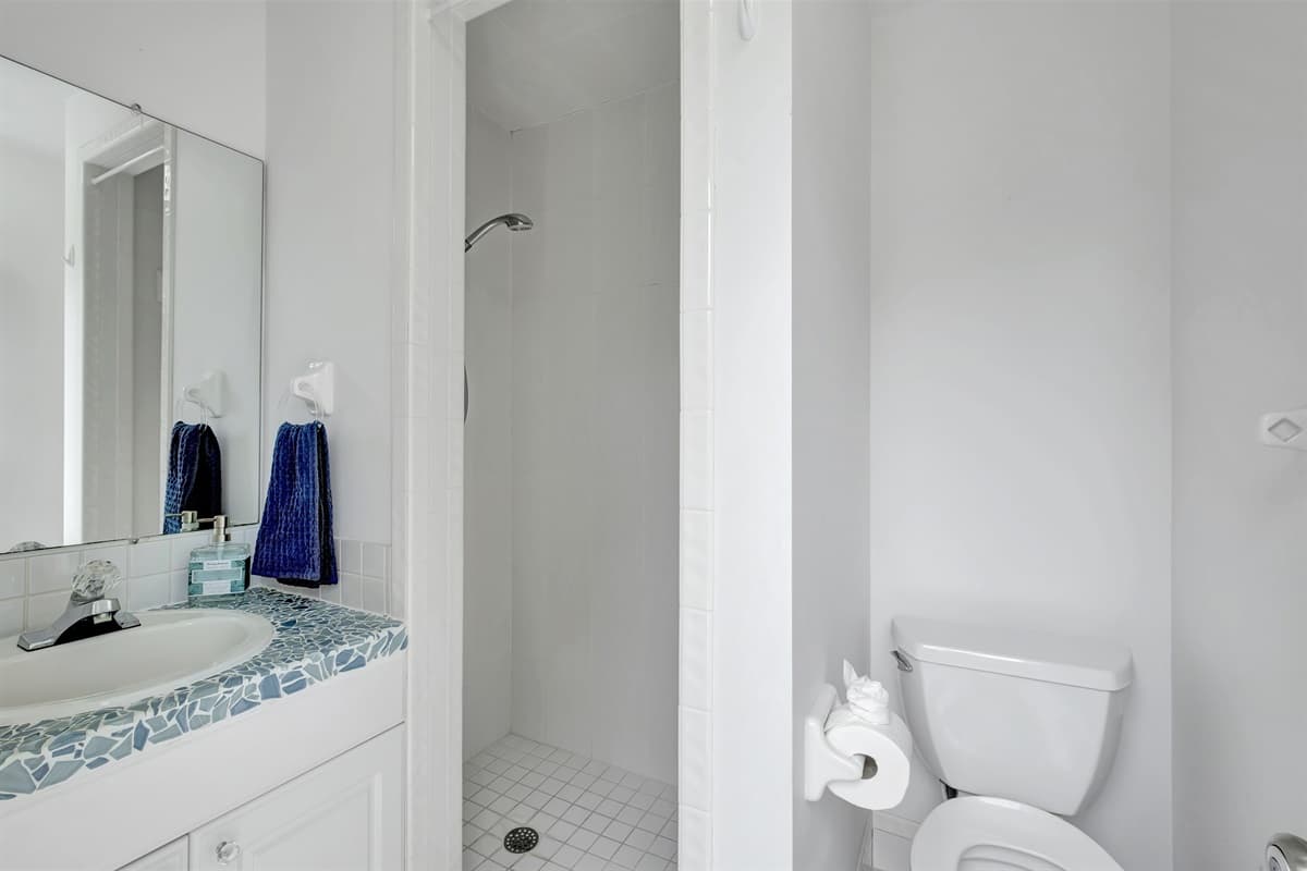 Ample counter space and storage mean you have everything you need at your fingertips.