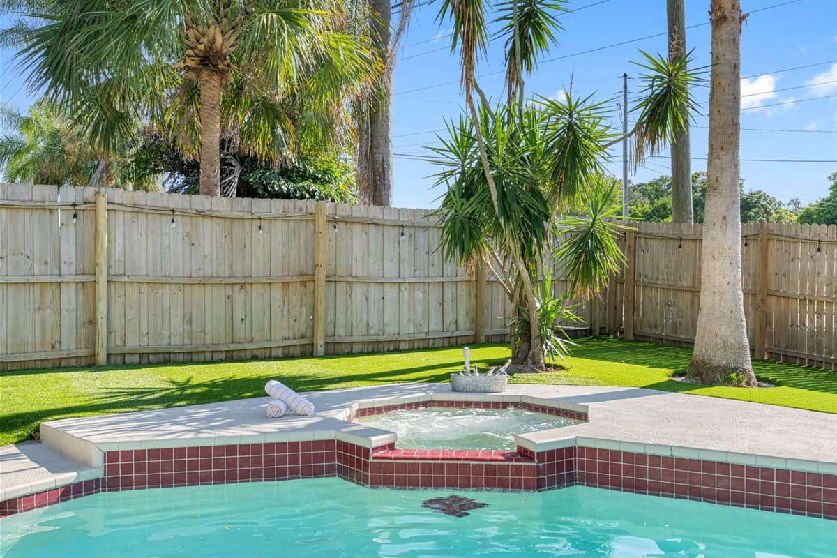 The pool area exudes a sense of tranquility and seclusion.
IMPORTANT NOTE: The spa isn’t a traditional hot tub. It has jets, but it’s designed more for relaxing than for a full hot tub or sauna experience.