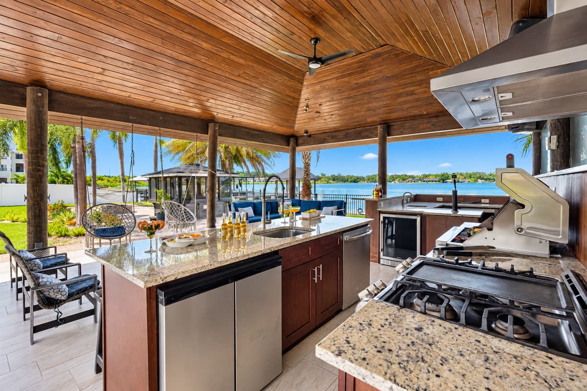 IMPORTANT NOTICE: Please note that the outdoor kitchen appliances are currently not functional, with the exception of the outdoor grill, which is fully operational and available for use.