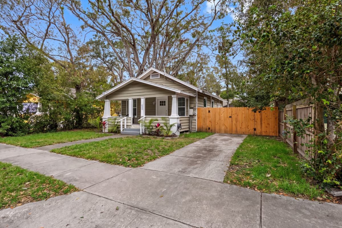 Park in your own driveway and walk twenty feet. No garage circling, no permit, no hauling bags three blocks. Unload at the door, drop everything inside, and go find dinner while everyone else is still looking for parking.