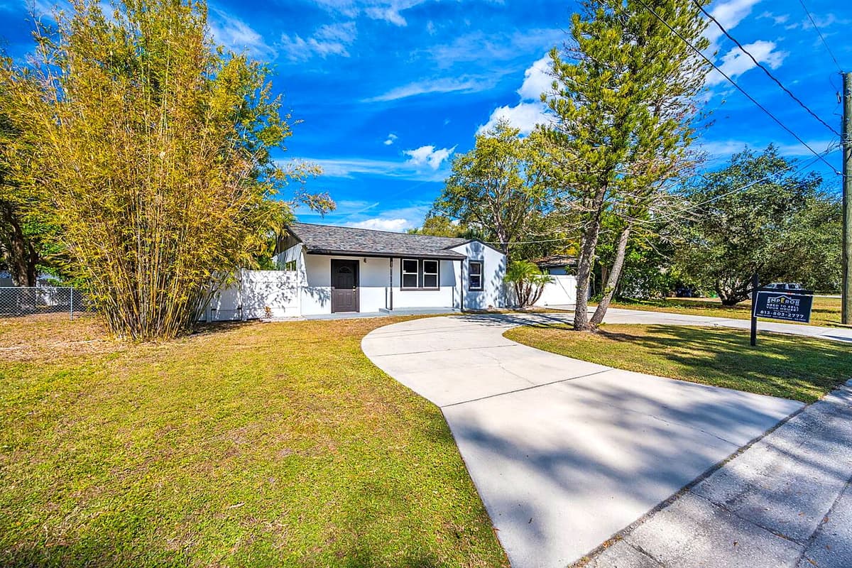 The gorgeous front view of the house showcases our well maintained front yard and driveway. If you are interested in this property, send us a message! Book now!