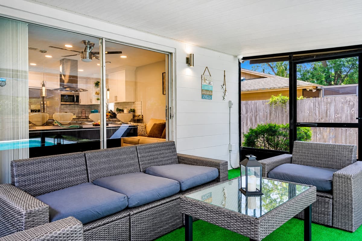 Tired of the indoors? You would love our beautiful seating area. Relax and share stories with family and friends or swim in our stunning heated pool. If you are interested in this property, send us an inquiry now!